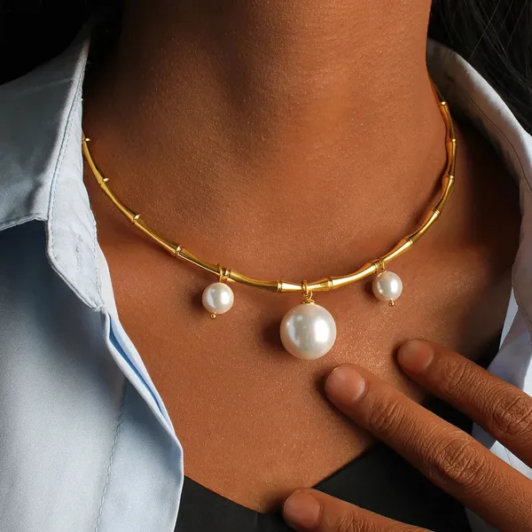 Gold_Bamboo_Pearl_Choker_For_Women